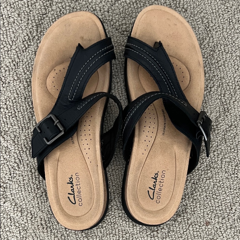 Clarks Women's Black and Tan Sandals